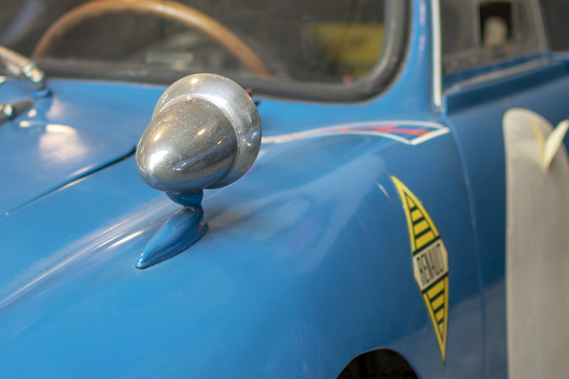 Alpine A106 rear view mirror - Conservatoire National de Véhicules Historique s,Diekirch, exposition Alpine, 2022