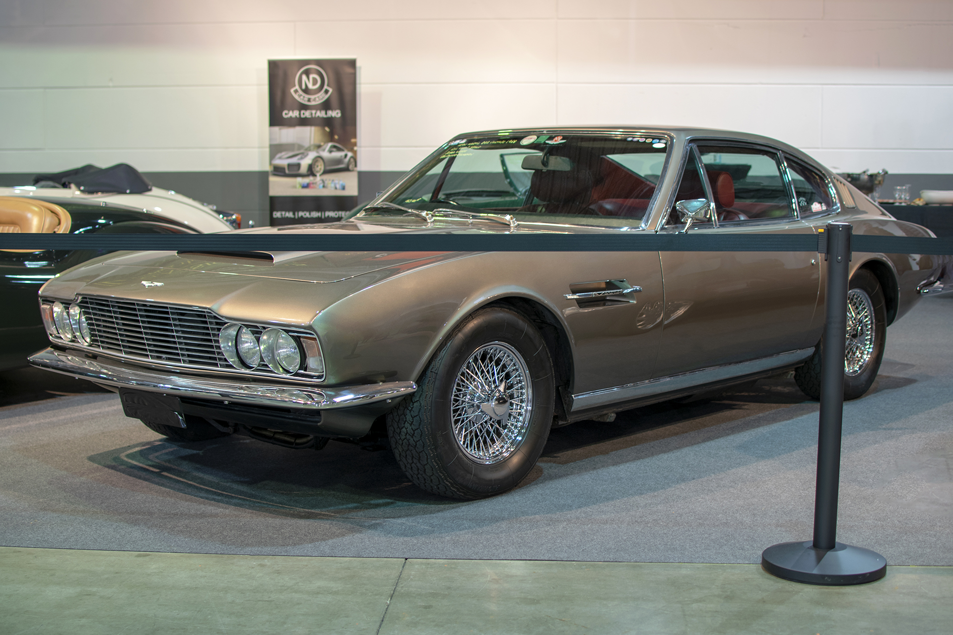Aston Martin DBS I