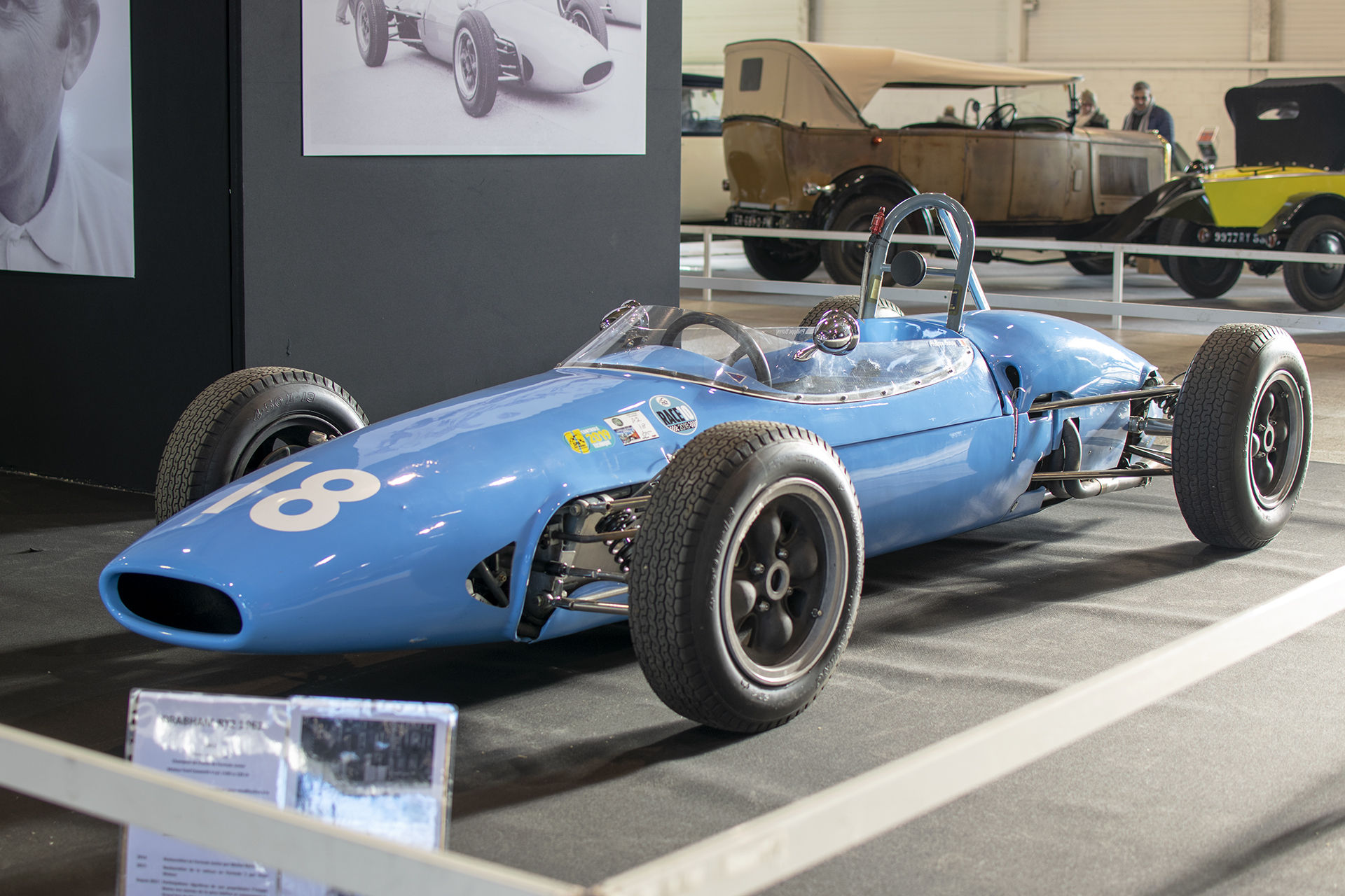 Brabham BT2 1962 "Joe Shlesser" front - Salon ,Auto-Moto Classic 2019, Metz