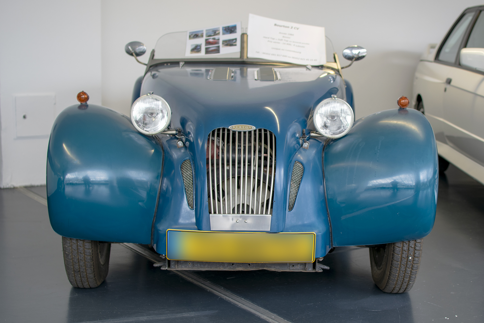 Burton 1984 front - LOF, Autotojumble 2020, Luxembourg