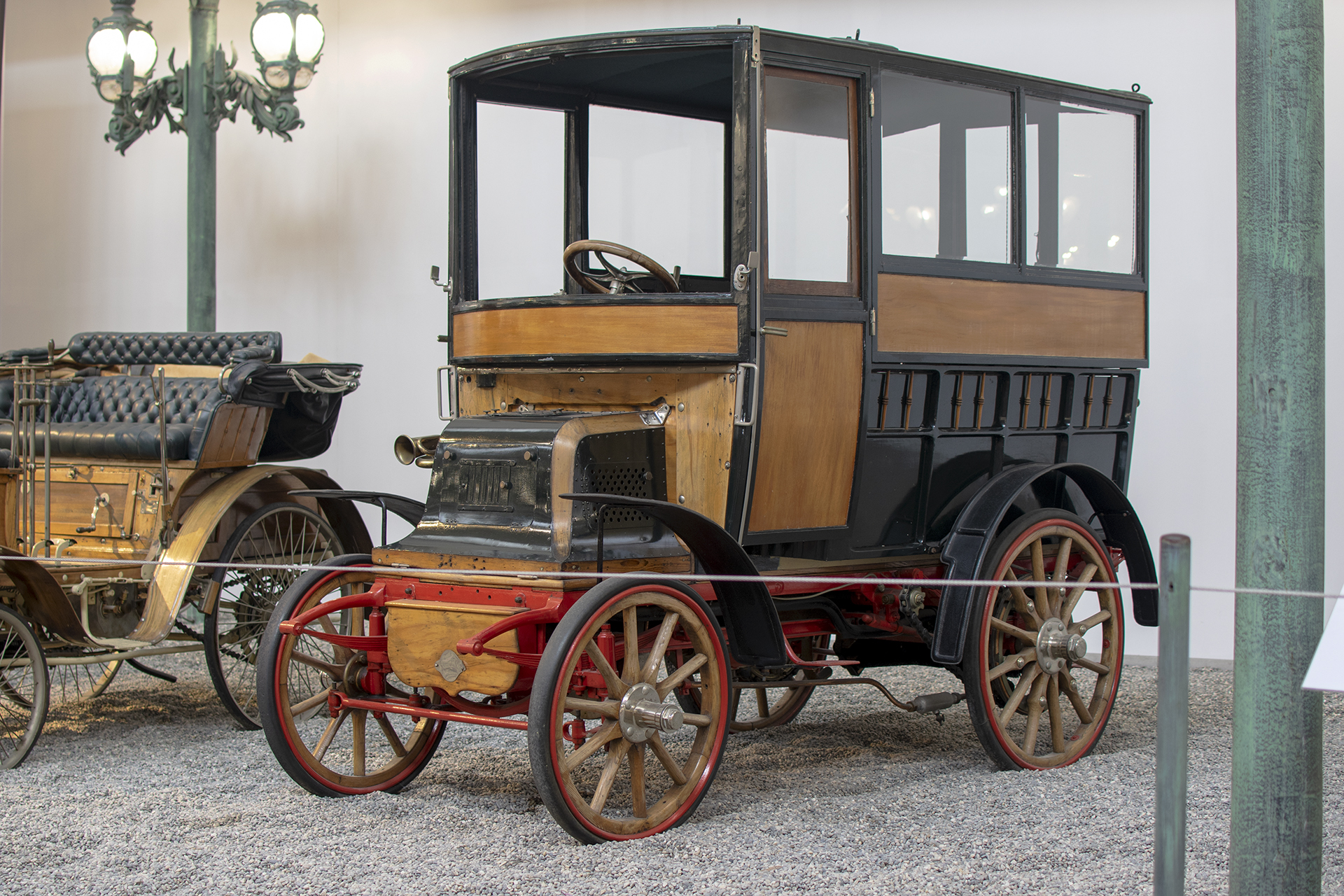 Daimler Bus 1899 - Cité de l'automobile, Collection Schlumpf, Mulhouse, 2020