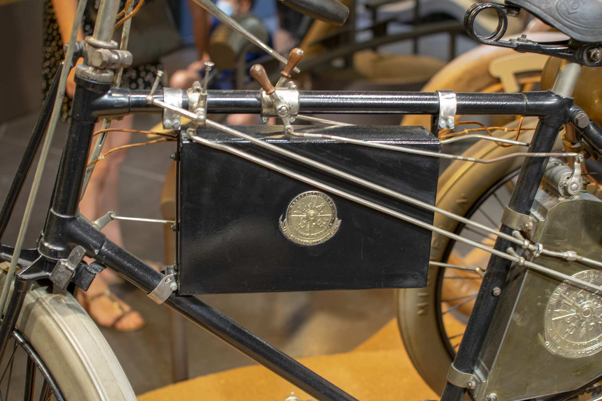 De Dion-Bouton Tricycle tank  - L'Aventure Michelin Clermont-Ferrand