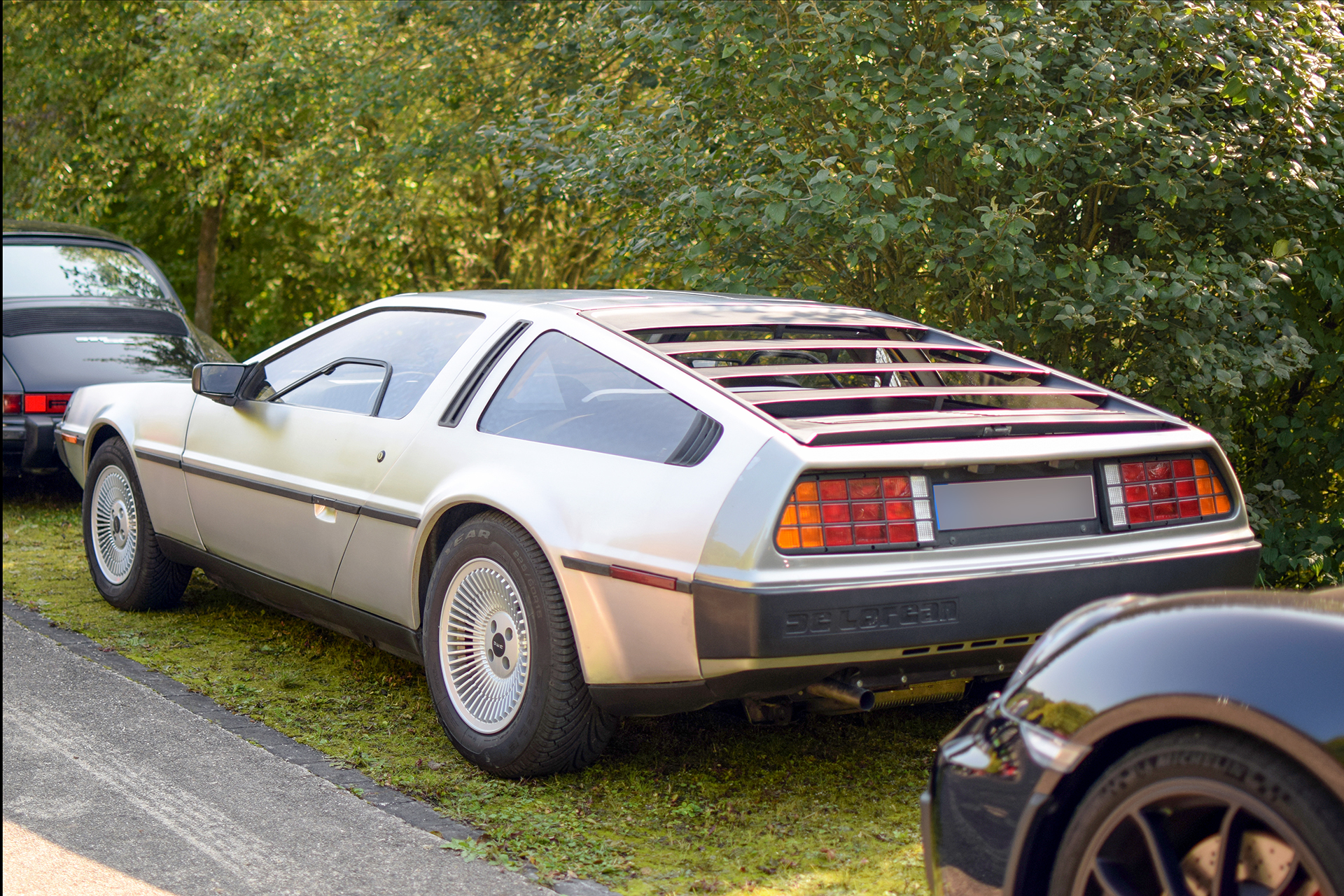 DeLorean DMC-12 back left  - Automania 2017, Manderen, Château de Malbrouck