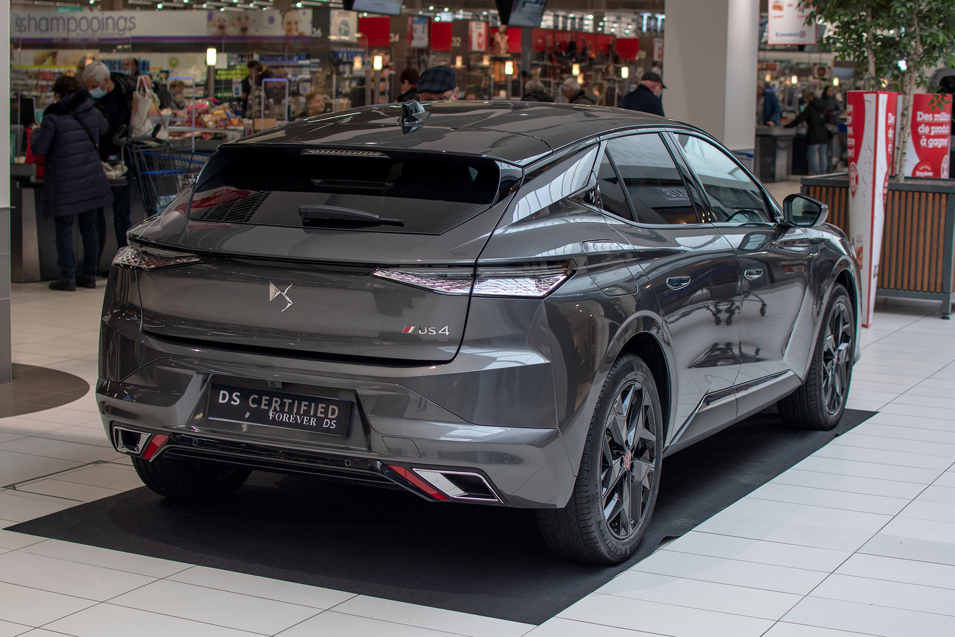 DS 4 II 180 Performance arrière - Salon Auto 2023 - Leclerc - Thionville