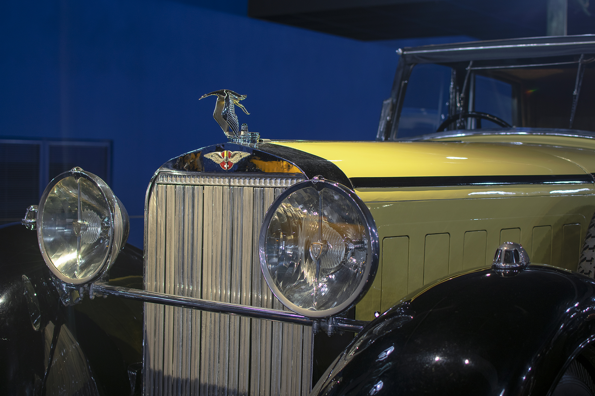 Hispano-Suiza J12 coupé Chauffeur 1934 bouchon de radiateur - Cité de l'automobile, Collection Schlumpf, Mulhouse, 2020