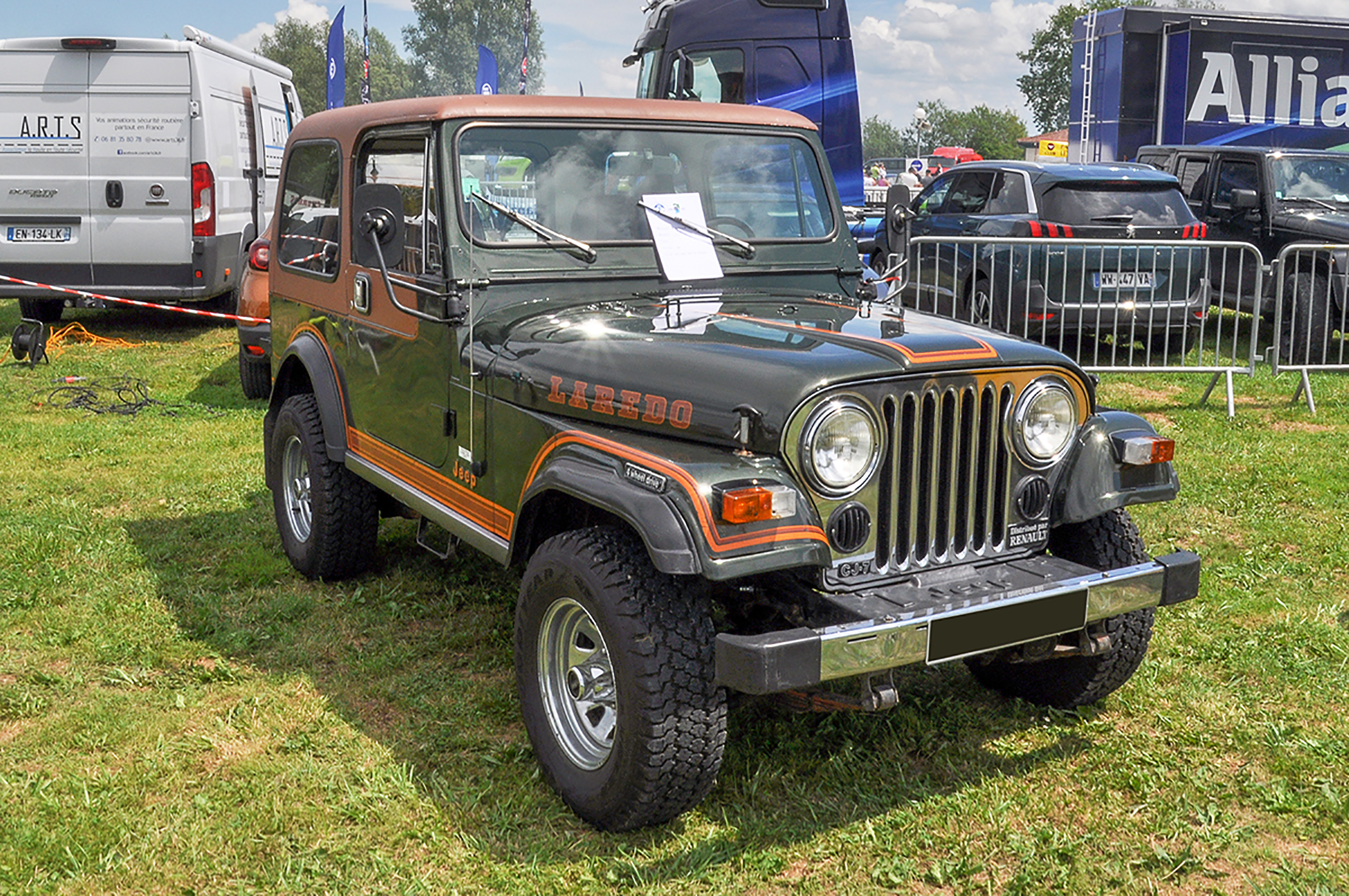 Jeep Renault CJ7 - Rétro Meus'Auto 2018, Lac de la Madine