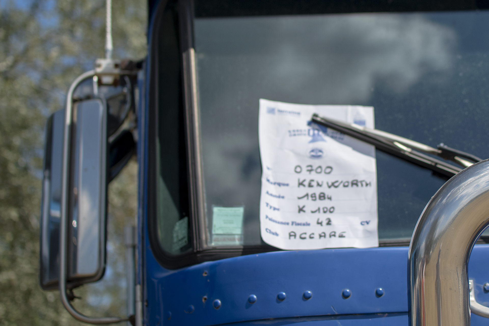 Kenworth K100 1984 details - Rétro Meus'Auto 2023, Heudicourt, Lac de la Madine