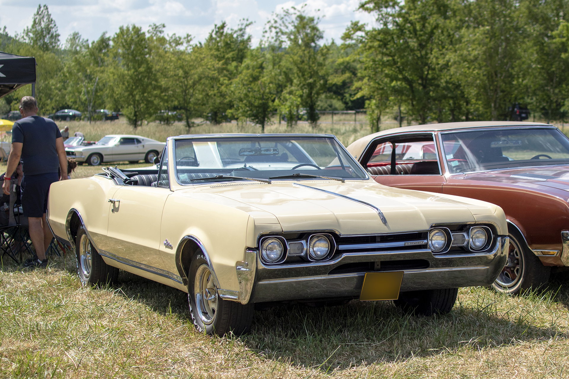 Oldsmobile Cutlass Supreme I - Rétro Meus'Auto ,2023, Heudicourt, Lac de la Madine
