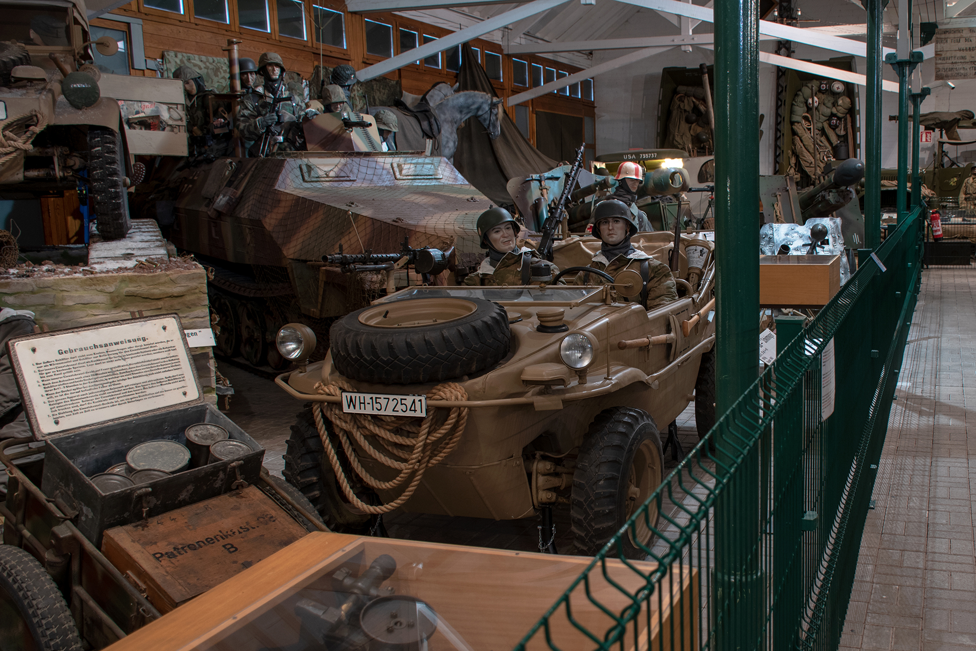 Volkswagen type 166 - Schwimmwagen 1943 - Musée National d'Histoire Militaire, Diekirch