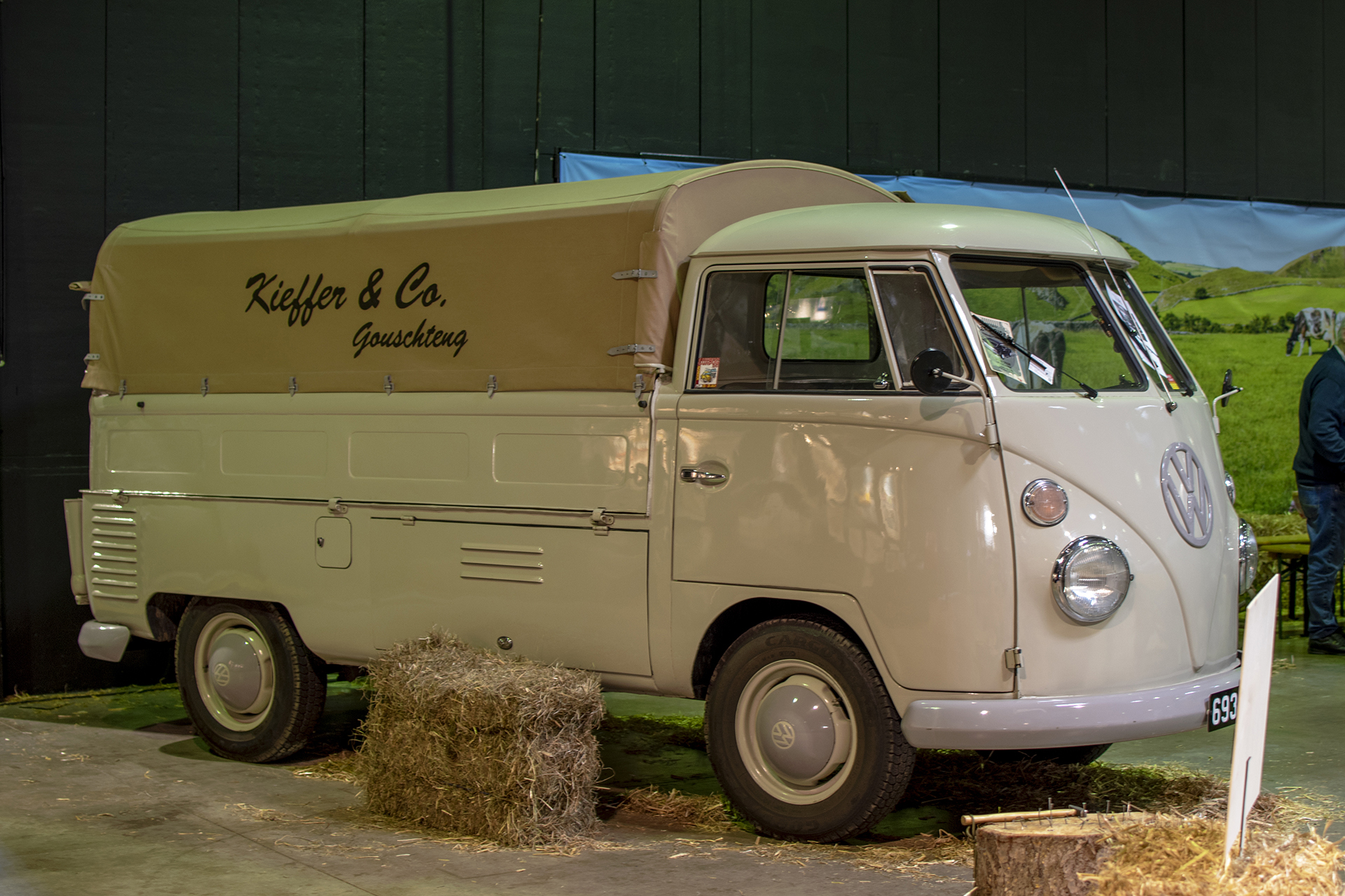 Volkswagen Combi T1 baché - Auto Jumble ,2025, Luxembourg, all thing classic