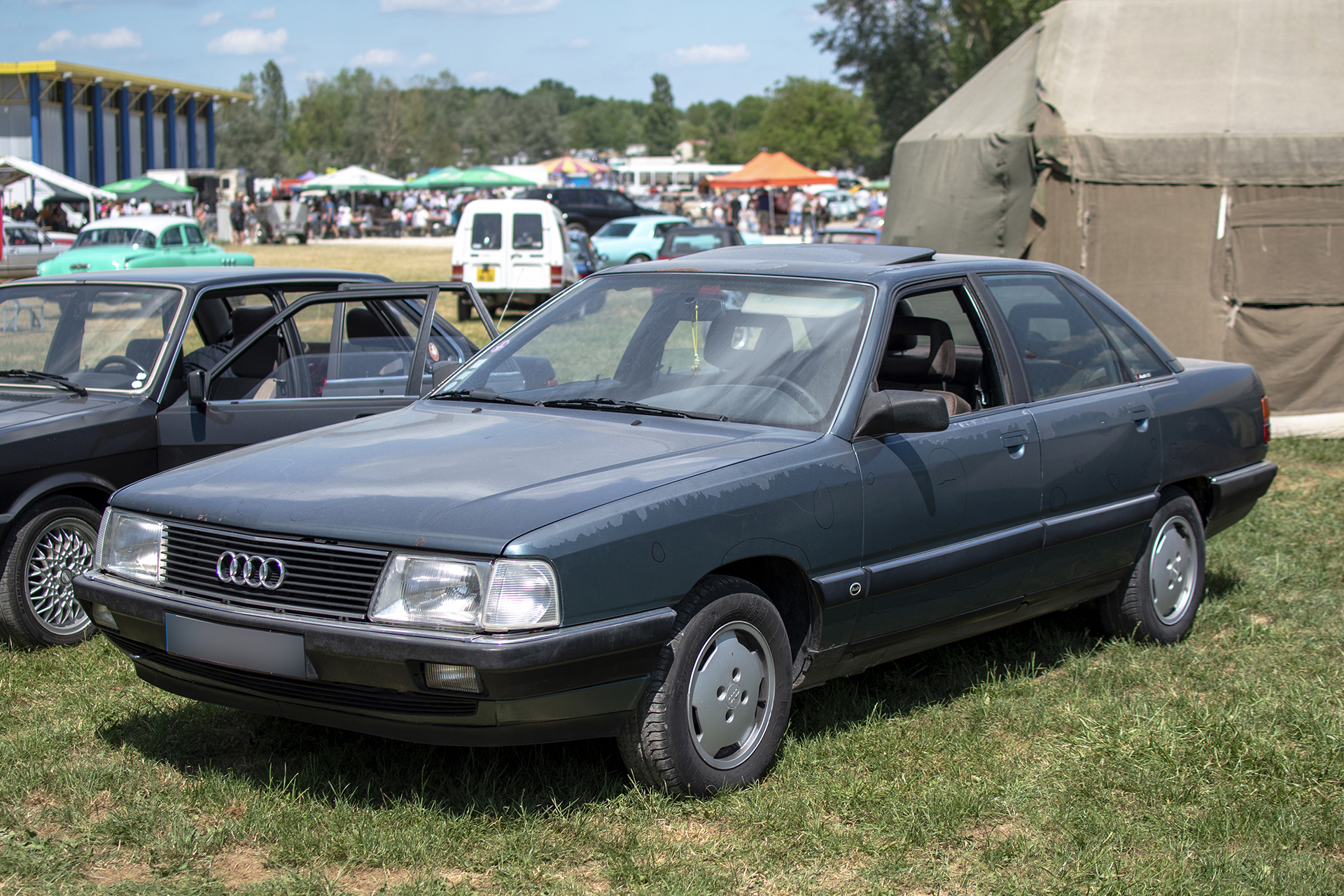 Audi 100 C3 - Rétro Meus'Auto ,2023, Heudicourt, Lac de la Madine