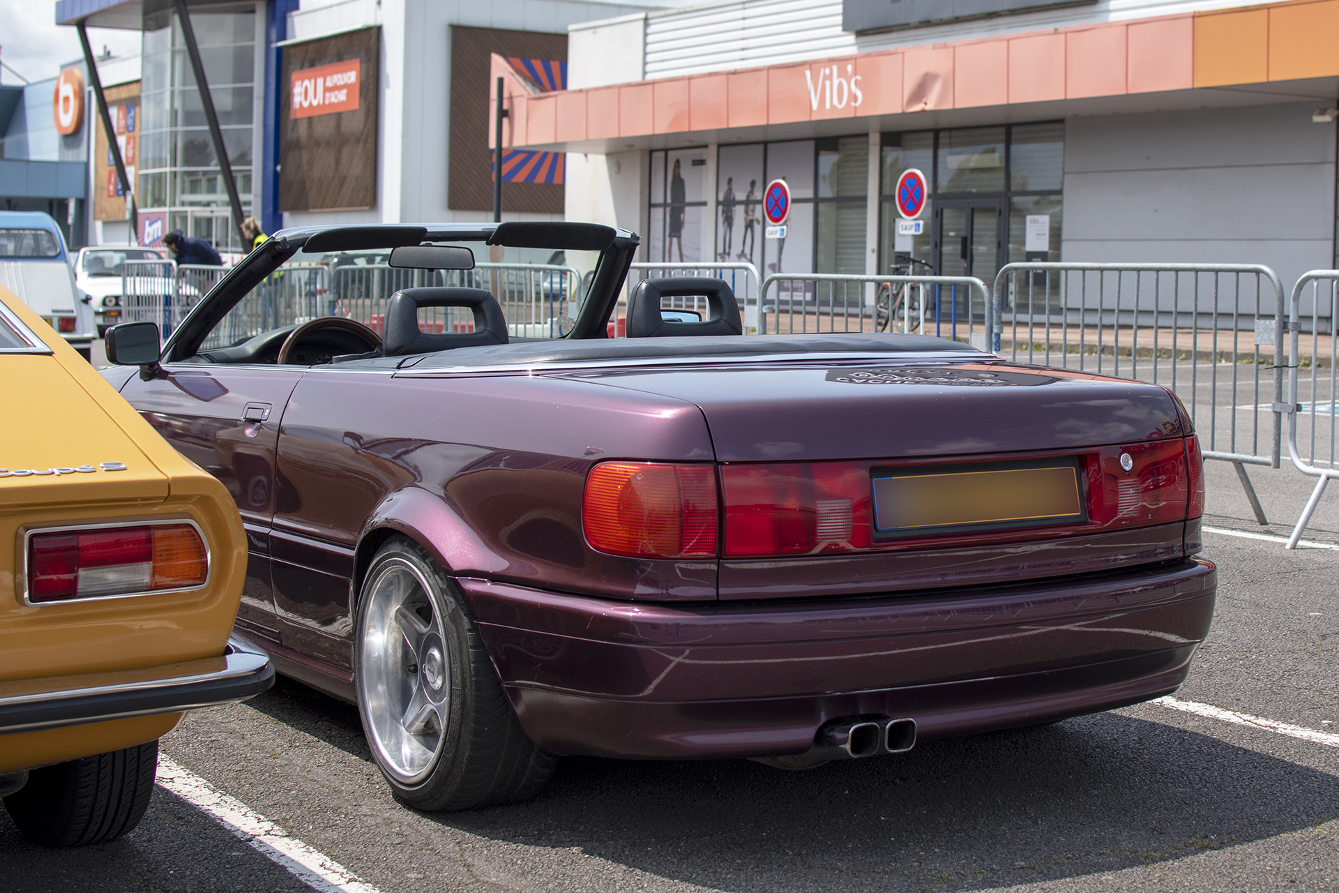 Audi 80 B4 cabriolet arrière-  Autos Mythiques 57, Thionville, 2025