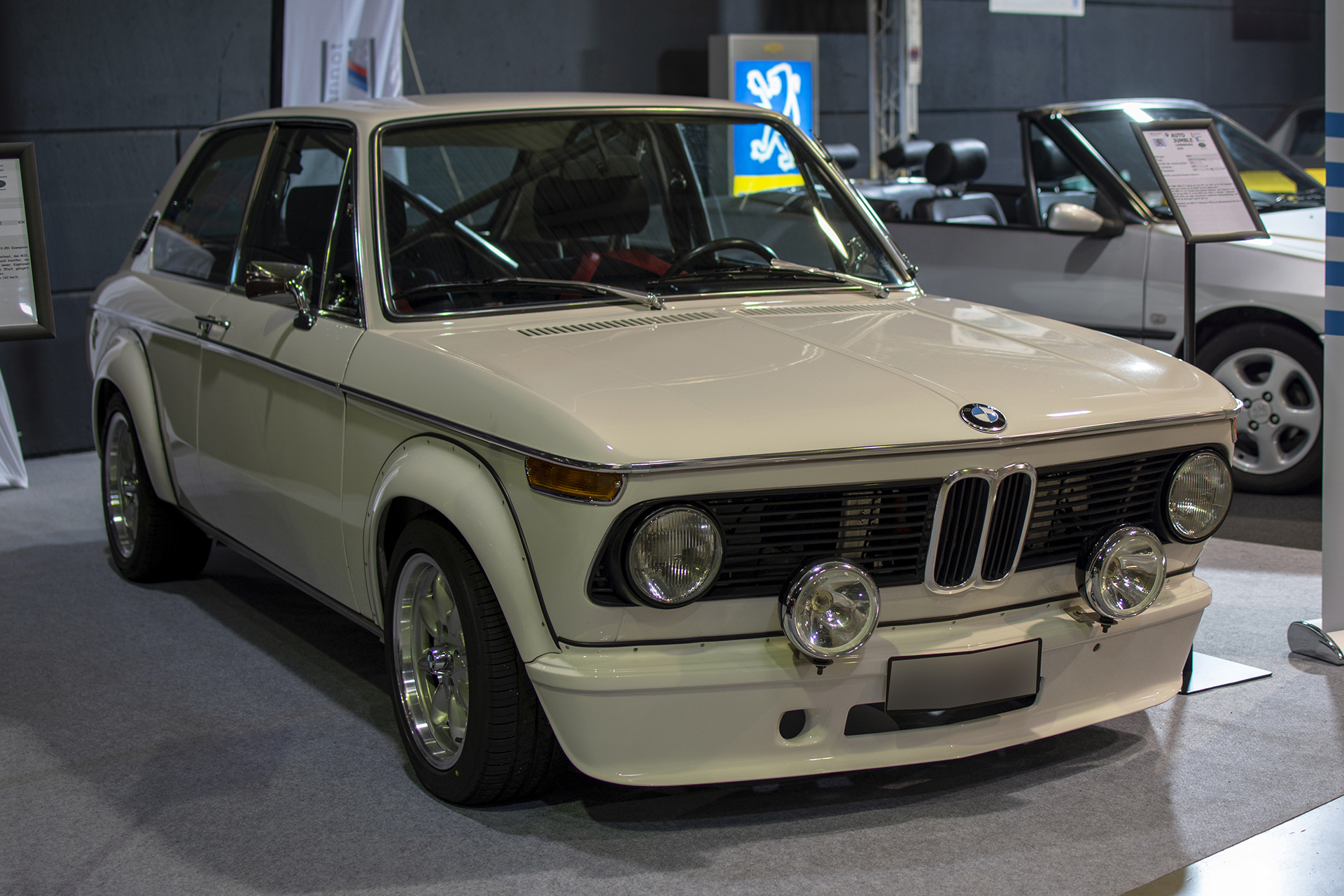 BMW 2000 Tii Touring - Auto Jumble ,2024, Luxembourg, all thing classic