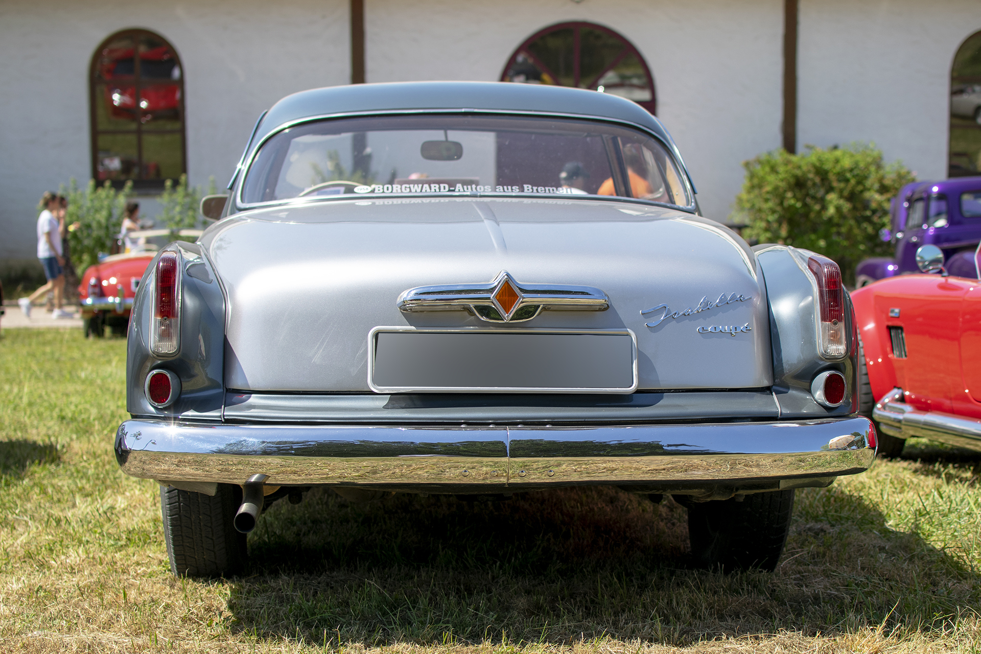 Borgward Isabella coupé 1958 arrière - Automania 2019, Edling les Anzeling, Hara du Moulin Borgward Isabella coupé 1958 arrière - Automania 2019, Edling les Anzeling, Hara du Moulin