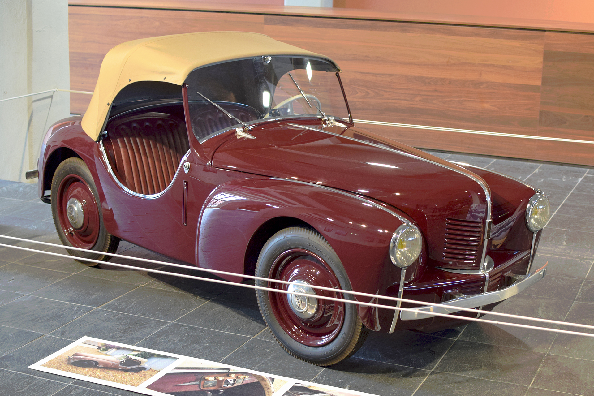 Chausson CHS prototype 1942 front right - Cité de l'automobile, Collection Schlumpf, Mulhouse