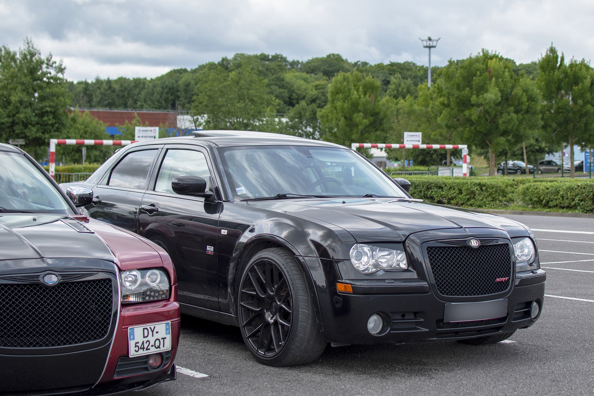 Chrysler 300 I SRT-8 - Autos Mythiques 57, Thionville, 2025
