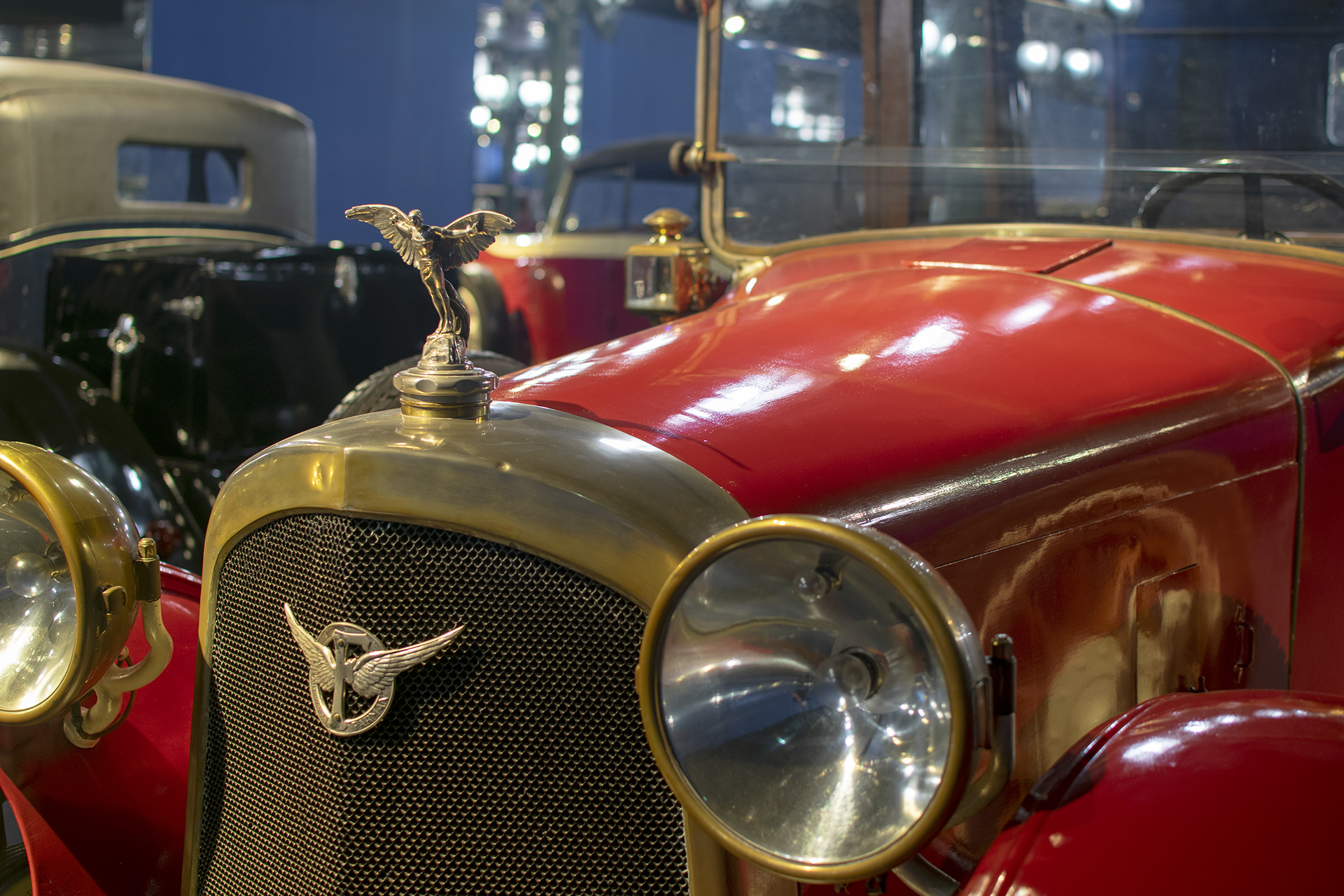 Farman A6 B coupé chauffeur 1923 bouchon de radiateur - Cité de l'automobile, Collection Schlumpf, Mulhouse, 2020