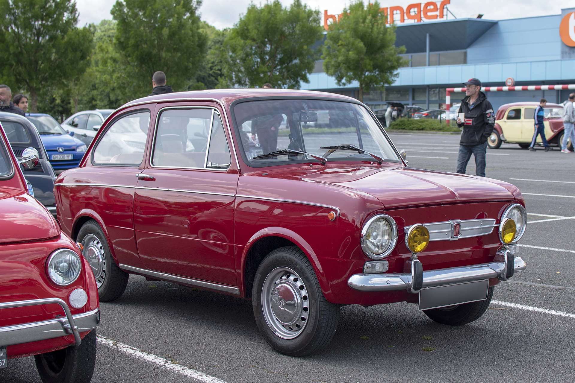 Fiat 850 Berline - Autos Mythiques 57, Thionville, 2025