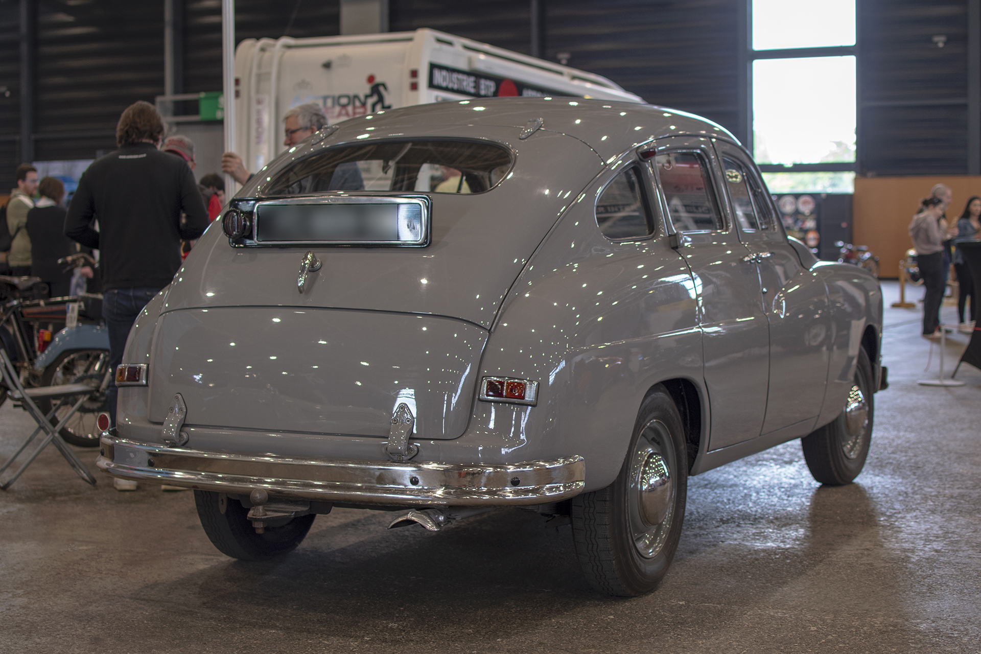 Ford Vedette Abeille arrière - Metz ,Auto Passion ,2023