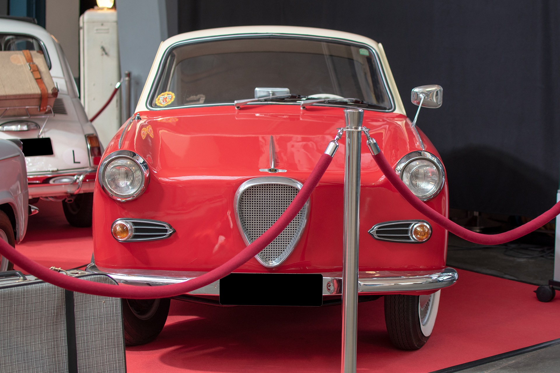 Glas Goggomobil TS coupé avant - Conservatoire National de Véhicules Historiques, Diekirch, exposition Départ en Vacances, 2022-2023 Glas Goggomobil TS coupé avant - Conservatoire National de Véhicules Historiques, Diekirch, exposition Départ en Vacances, 2022-2023