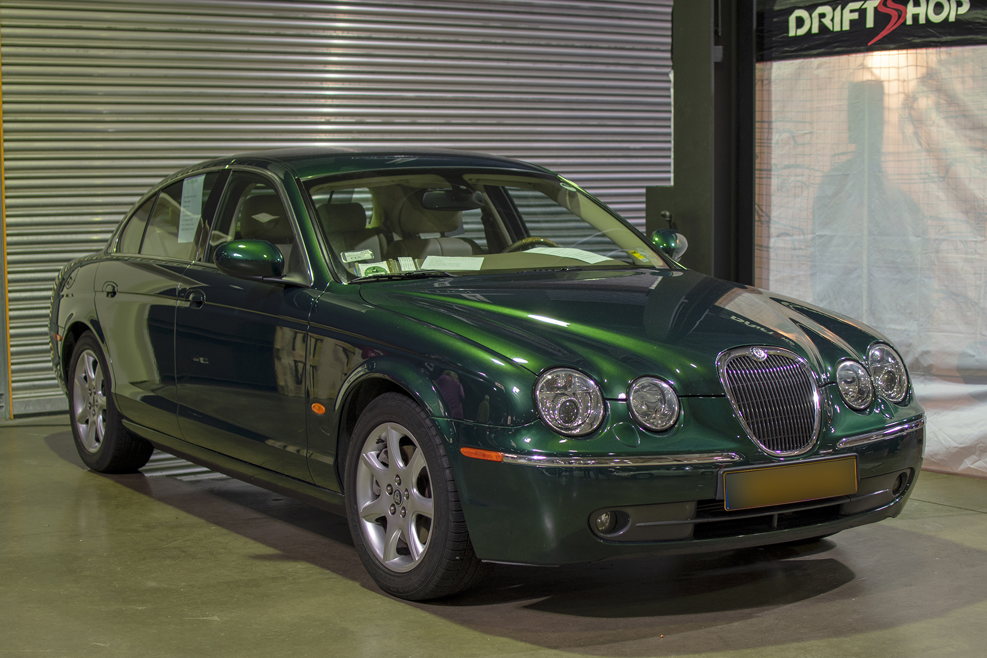 Jaguar type S 2004 - Auto Jumble ,2024, Luxembourg, all thing classic