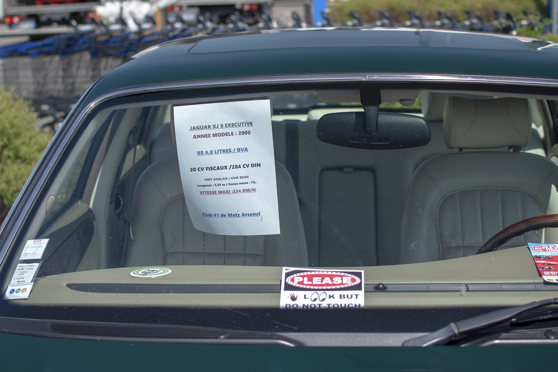 Jaguar XJ (X308) XJ8 2000 infos - Autos Mythiques 57, Thionville, 2023