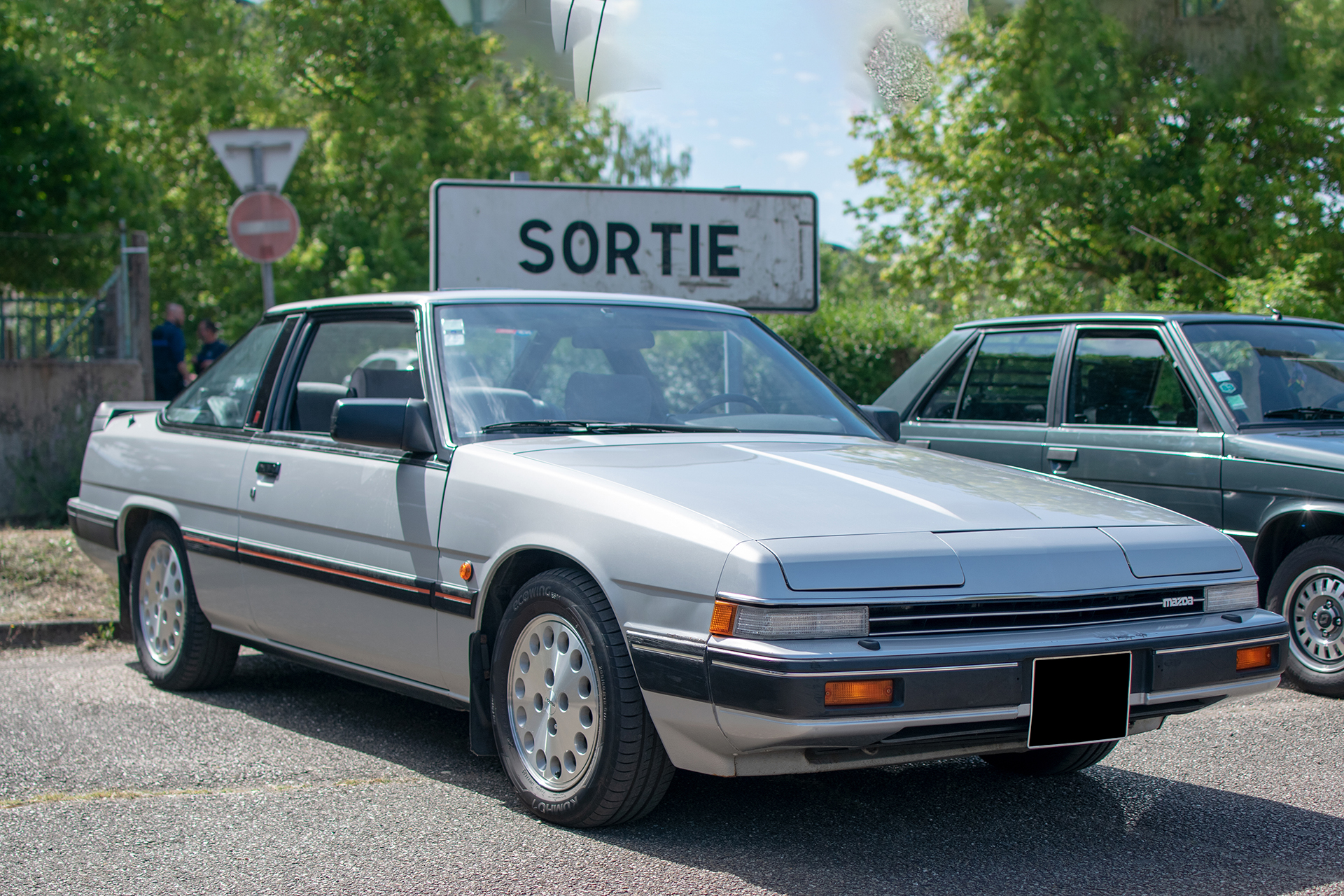 Mazda 929 III coupé 2,0 L - Voitures & Mob's Anciennes et Sportives 2022 St-Julien-les-Metz