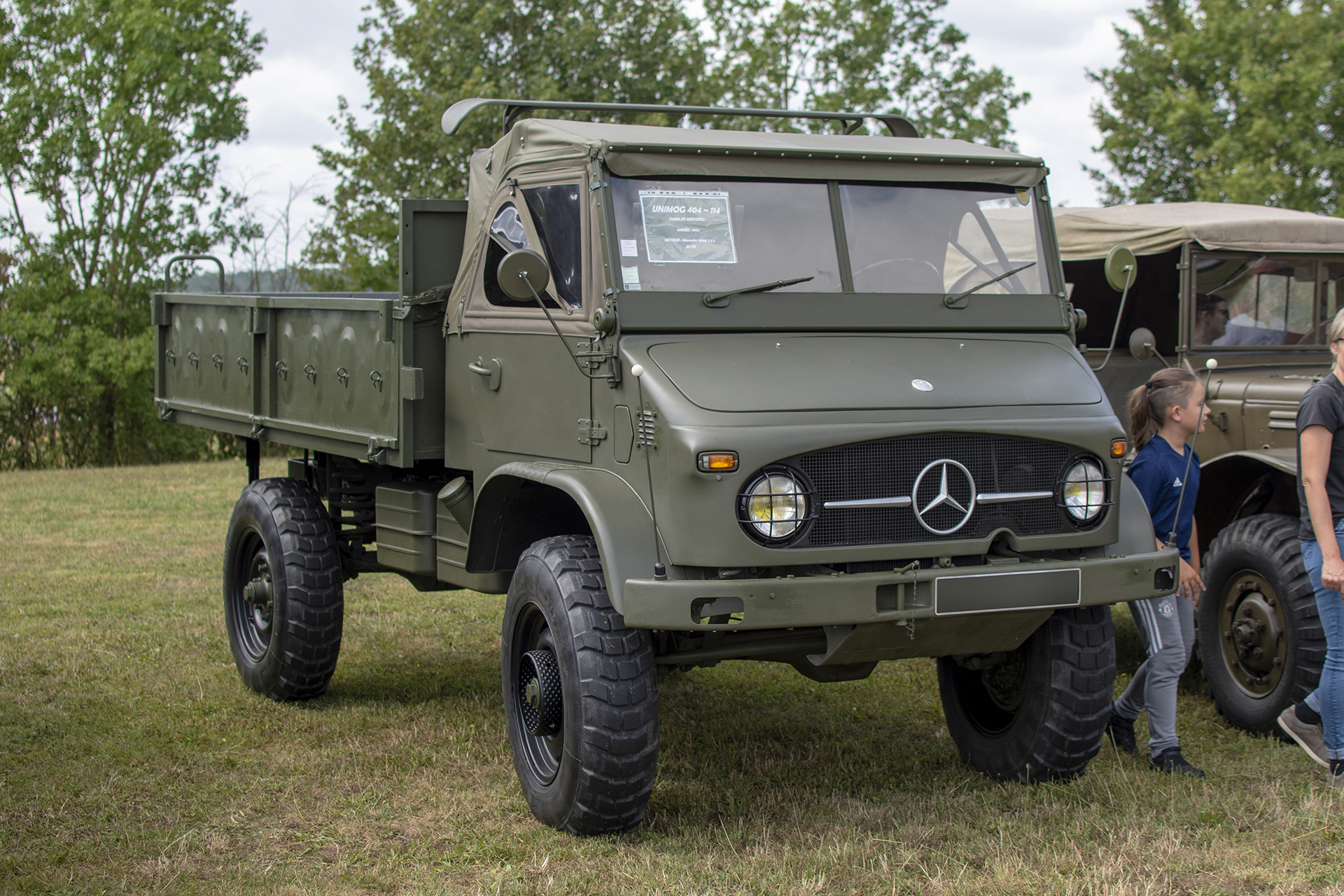 Mercedes-Benz Unimog 404
