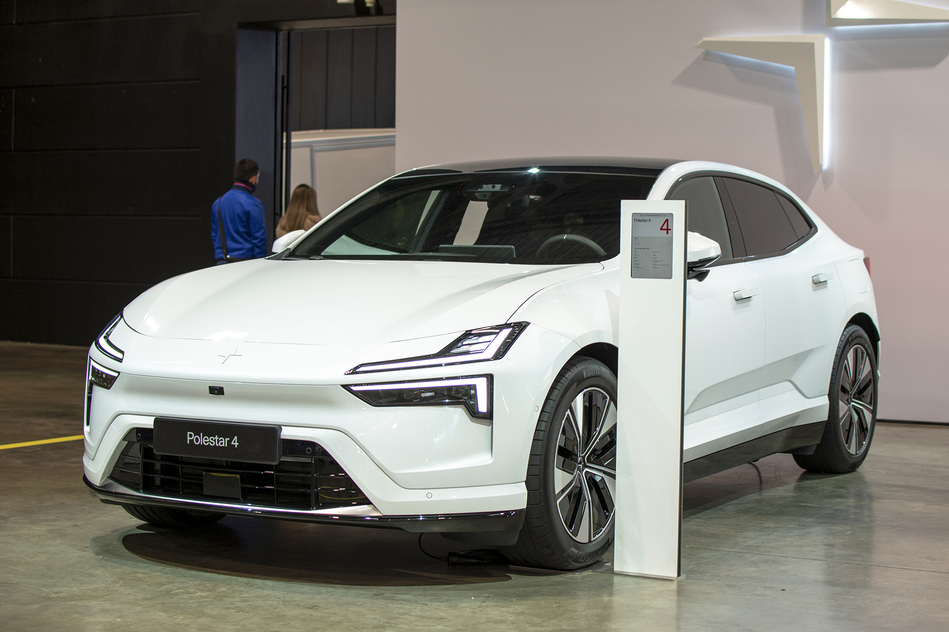 Polestar 4