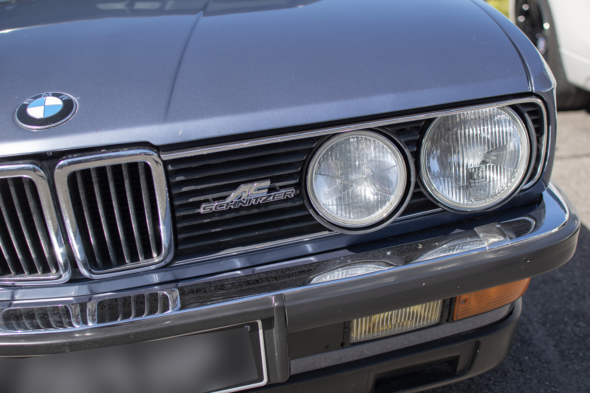 Schnitzer série 5 II E28 logo - Exposition Auto - Gum Burners 57 - Hauconcourt - 2026