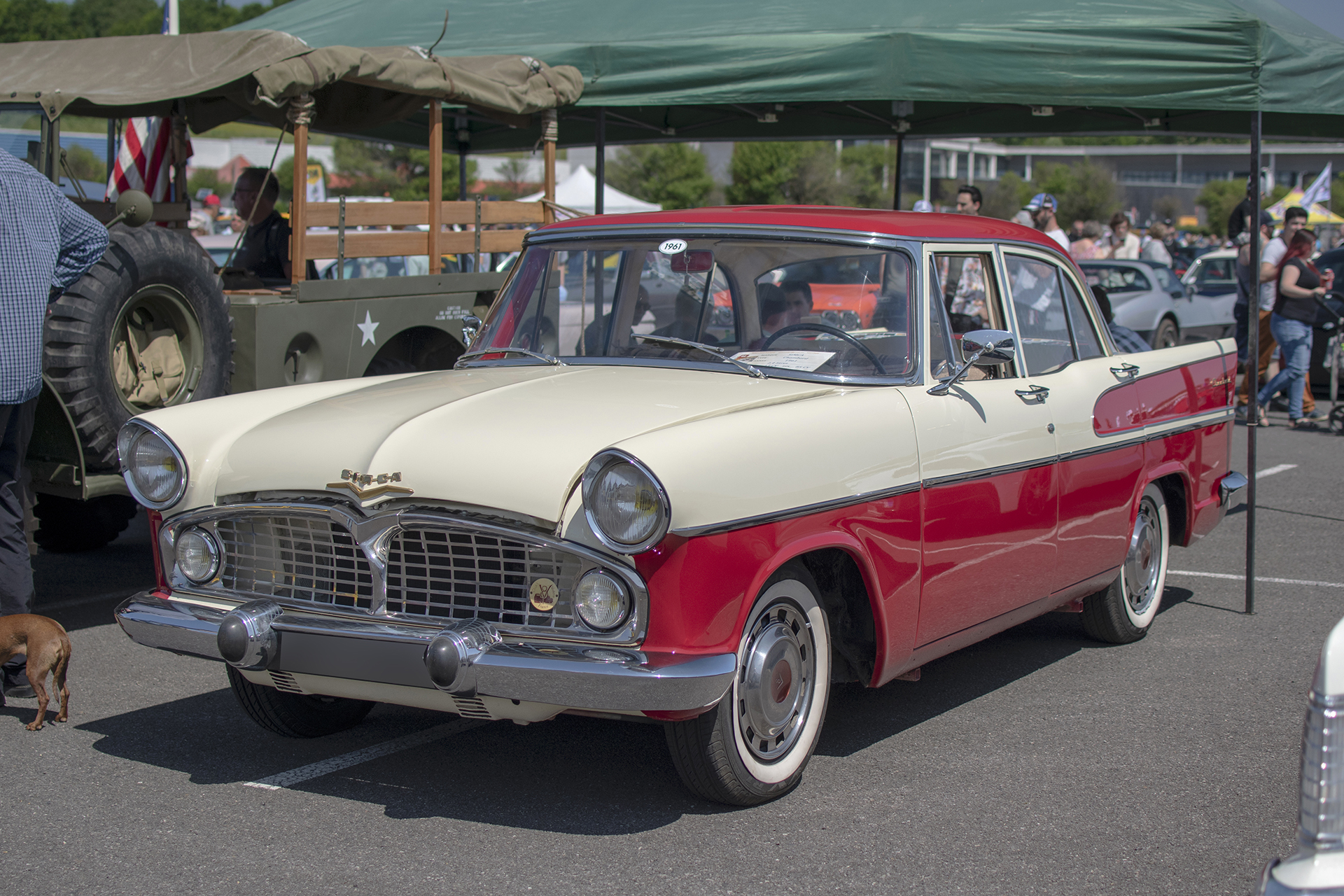 Simca Vedette II Chambord 1961 - Autos Mythiques 57, Thionville, 2023