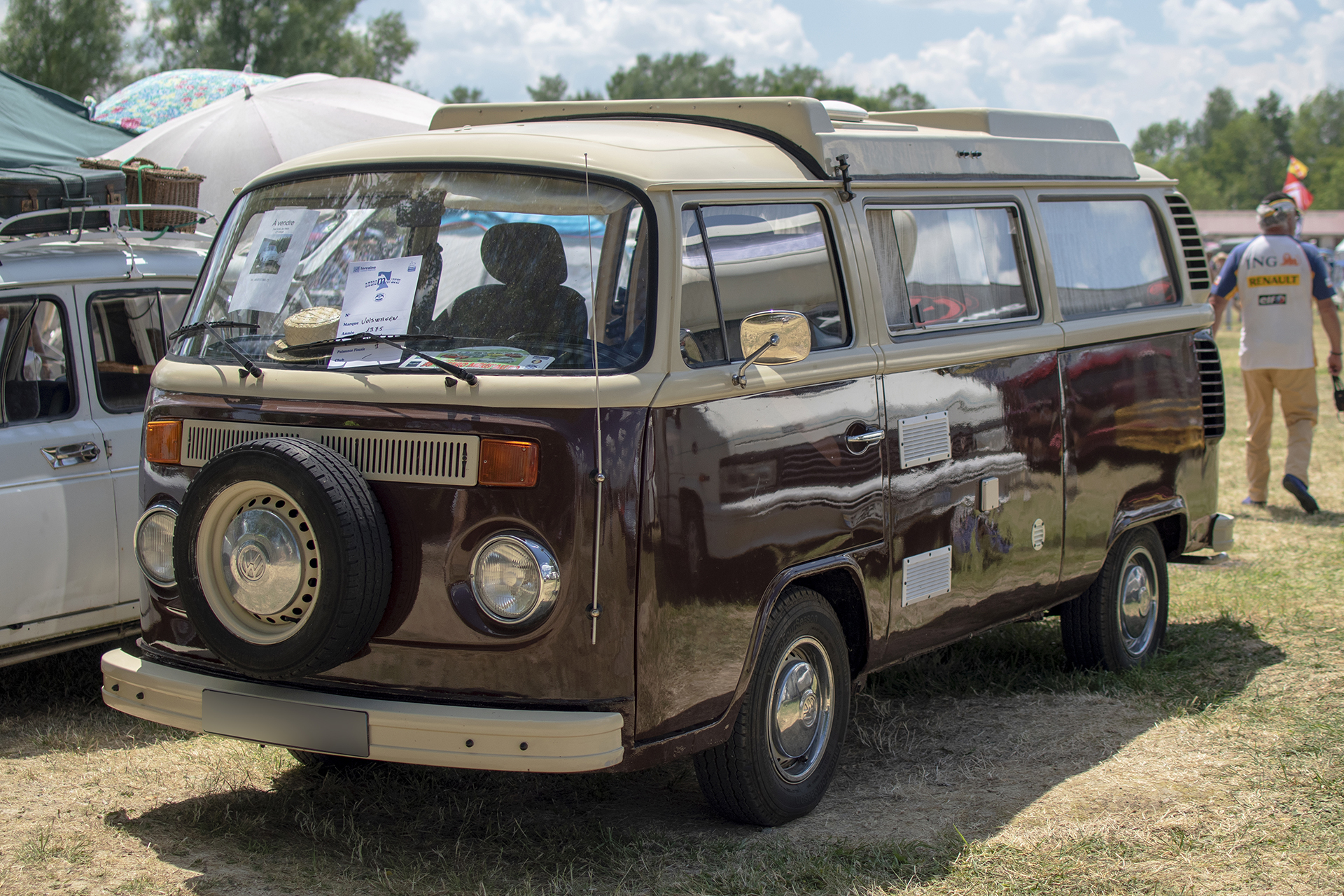 Volkswagen Combi T2 Westfallia 1975. -Rétro Meus'Auto ,2023, Heudico urt, Lac de la Madine