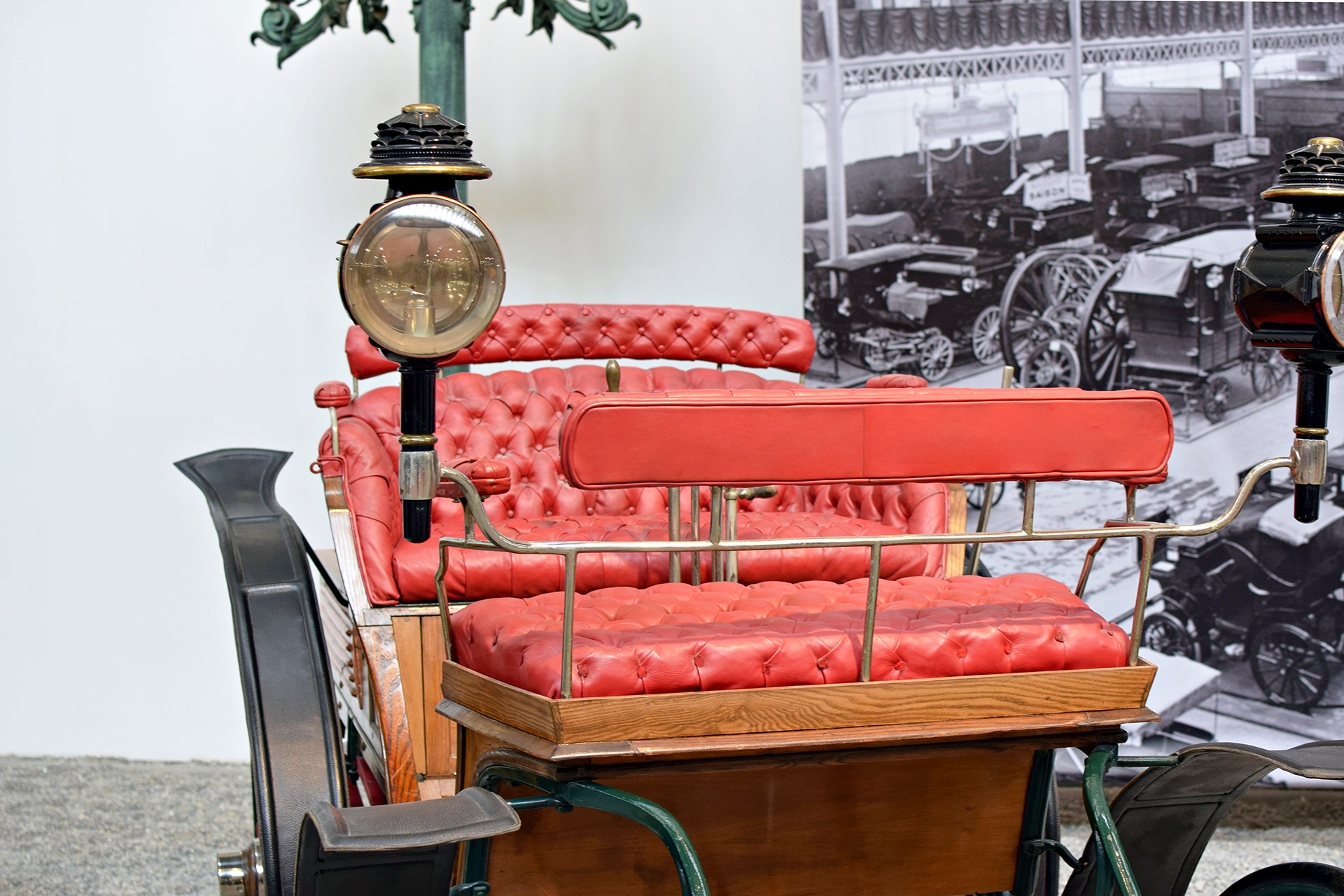 Benz Victoria Vis à vis 1893 banquette  - Cité de l'automobile, Collection Schlumpf, Mulhouse