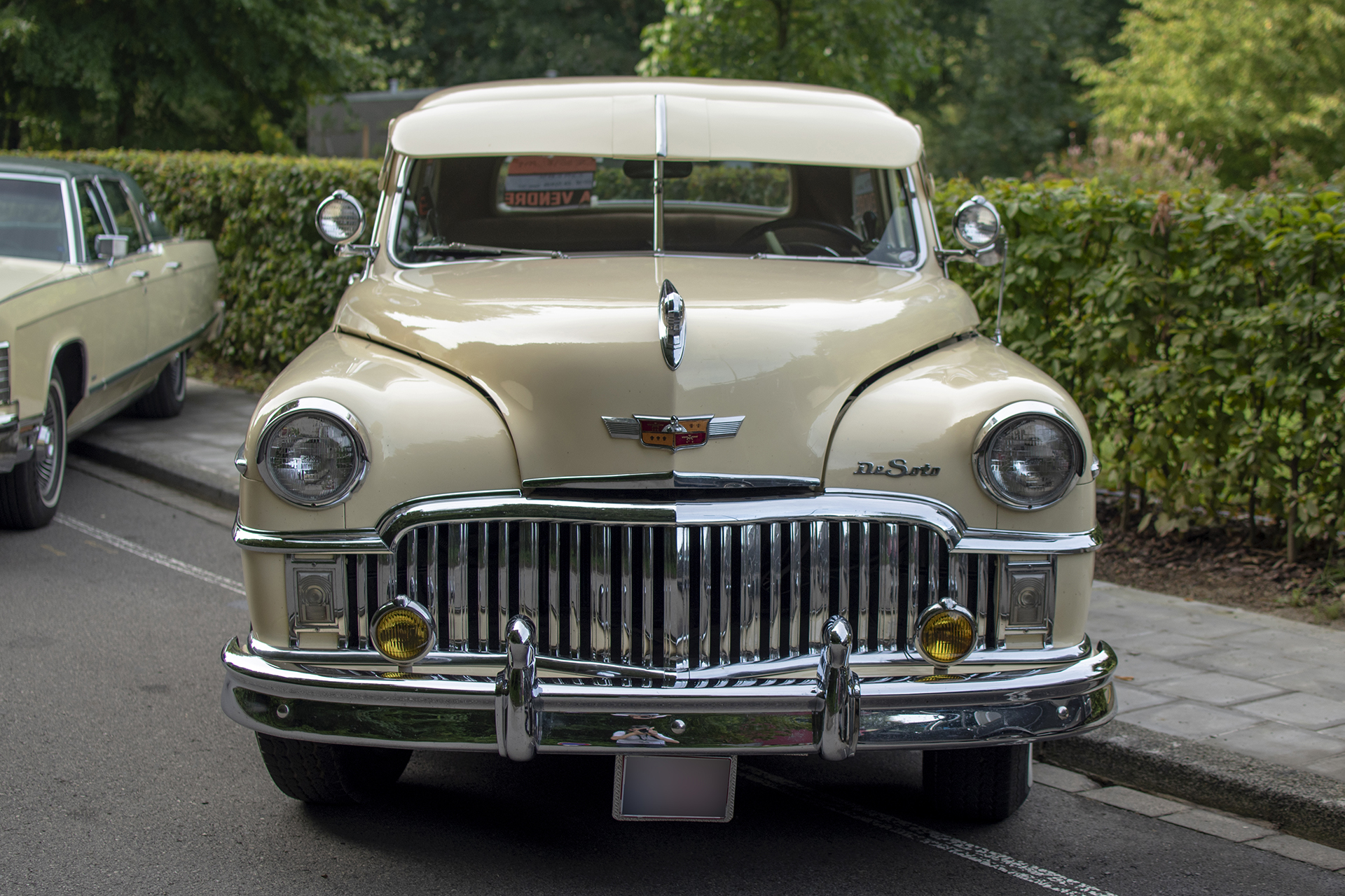 DeSoto Custom IV sedan 1949 avant - Vintage & History Vehicles by Kiwanis, Lasauvage ,septembre ,2023